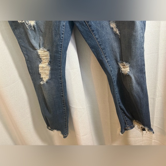 Torrid Jeans Ankle Skinny Destruction Size 18 Distressed EUC 0411 - Picture 6 of 13